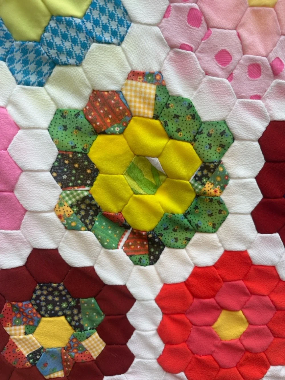 Vintage Grandmother’s Garden Quilt Topper HandmadeHexagon Floral Cottagecore